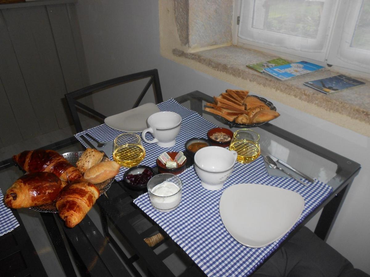 Litdevin Bed and Breakfast Uchizy Esterno foto